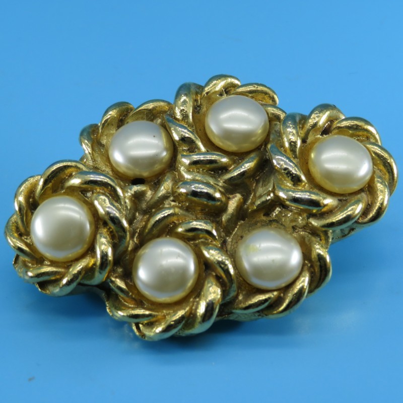 Jacky de G, Paris Large Brooch with Gild Resin and Faux Pearl