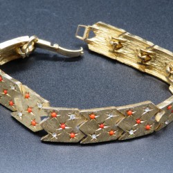 Vintage Bracelet Faux Glass Coral and Swarovski Gold Plated