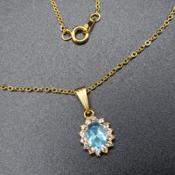 1980s Vintage Sky Blue Swarovsky Crystal Necklace Pendant
