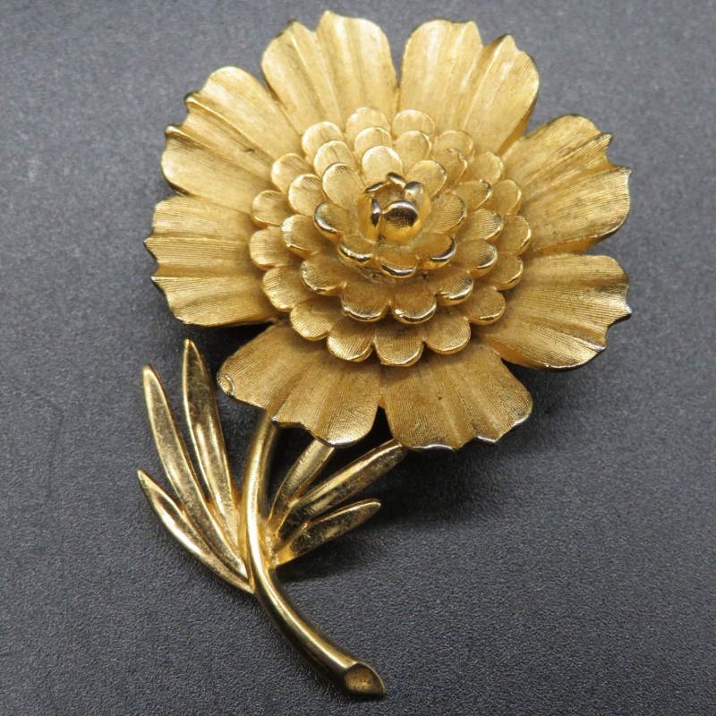 Trifari Crown, gold plated vintage flower brooch